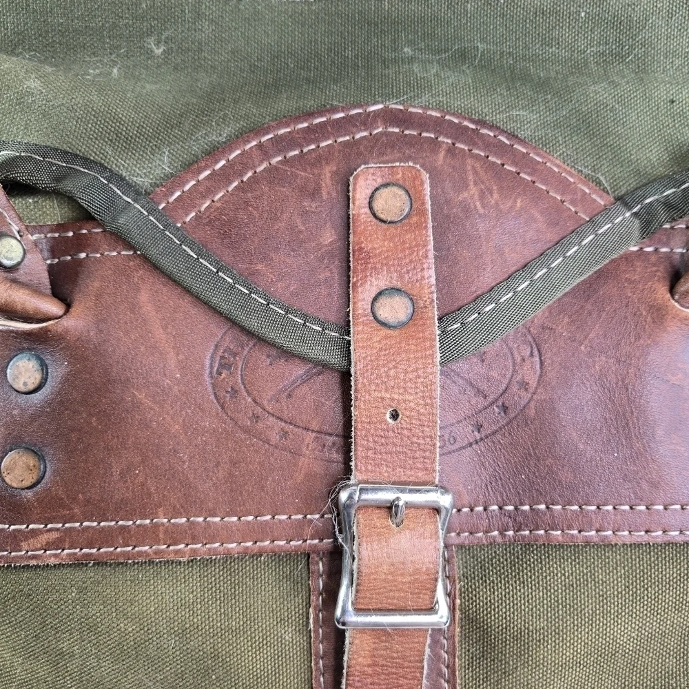 Vtg Orvis Battenkill Gokey khaki heavy canvas leather travel duffle bag